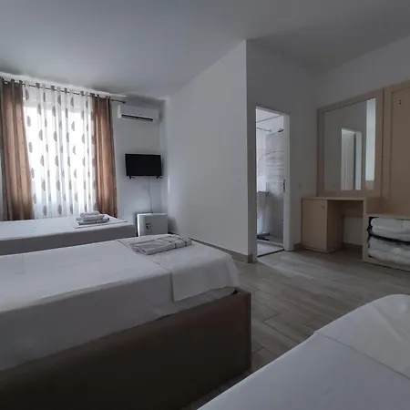 Hotel Restaurant Univers 3*