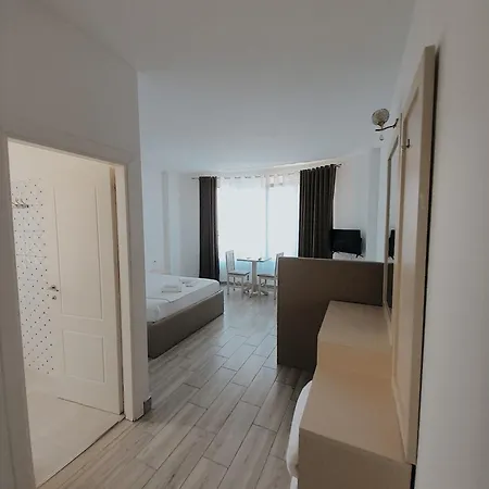 Restaurant Univers 3* Shkoder