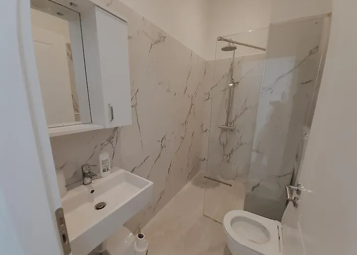 Restaurant Univers 3* شكودر