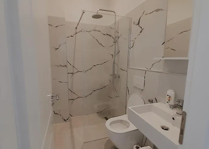 Restaurant Univers فندق شكودر