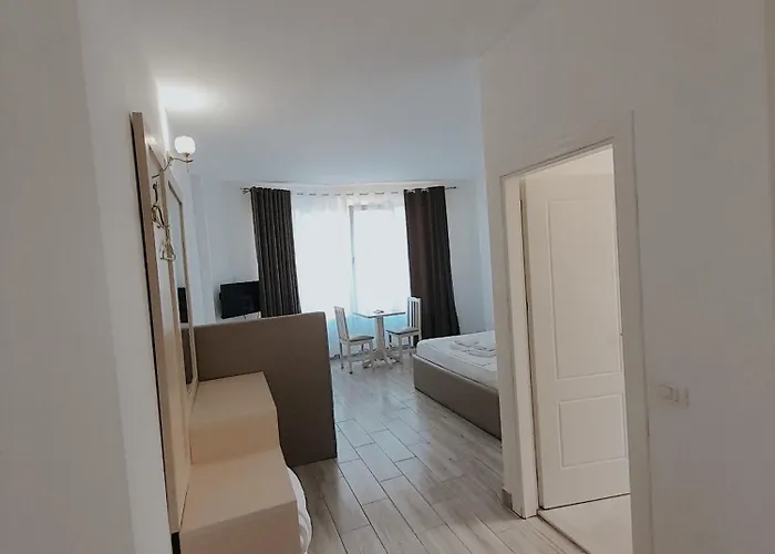 Restaurant Univers 호텔 Shkodër