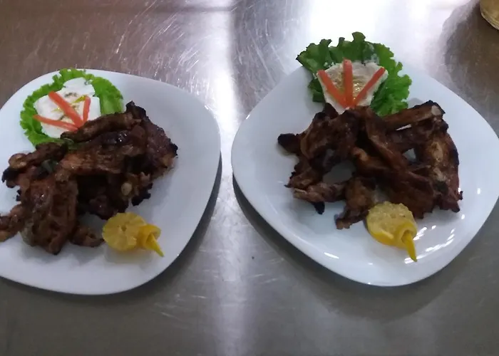 فندق Restaurant Univers 3*