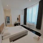 Restaurant Univers Hotel Szkodra