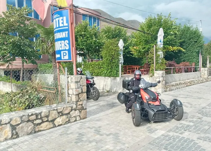 酒店 Restaurant Univers 3*