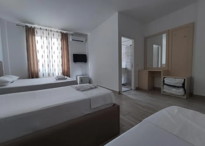 Hotell Restaurant Univers 3*