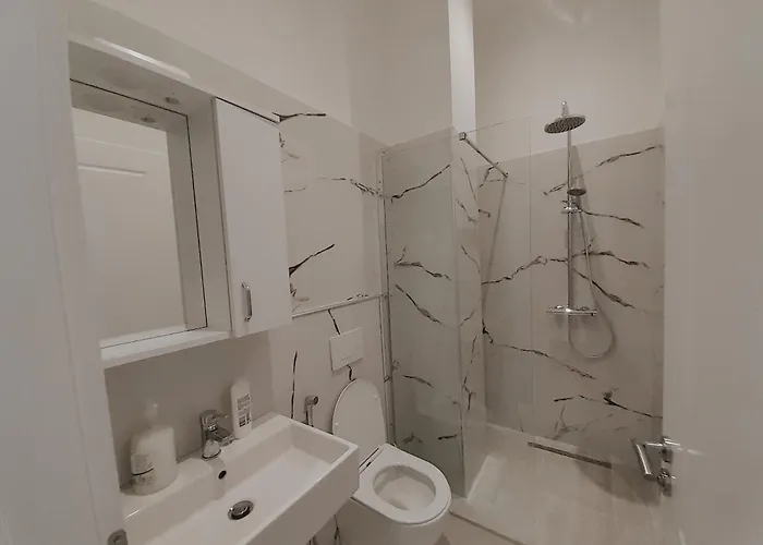 Hotell Restaurant Univers 3*