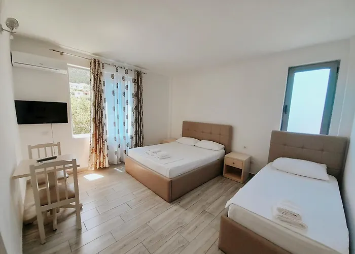 Restaurant Univers Hotell 3*