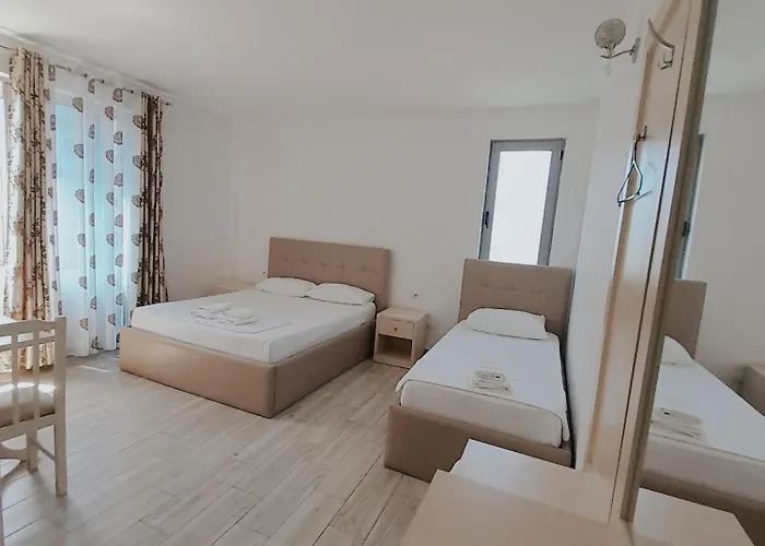 Restaurant Univers 酒店 Shkodër